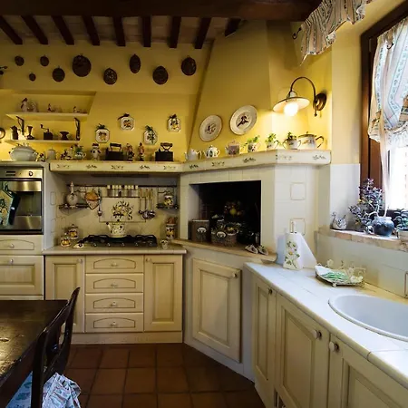 Agriturismo Le Castella Bed & Breakfast *